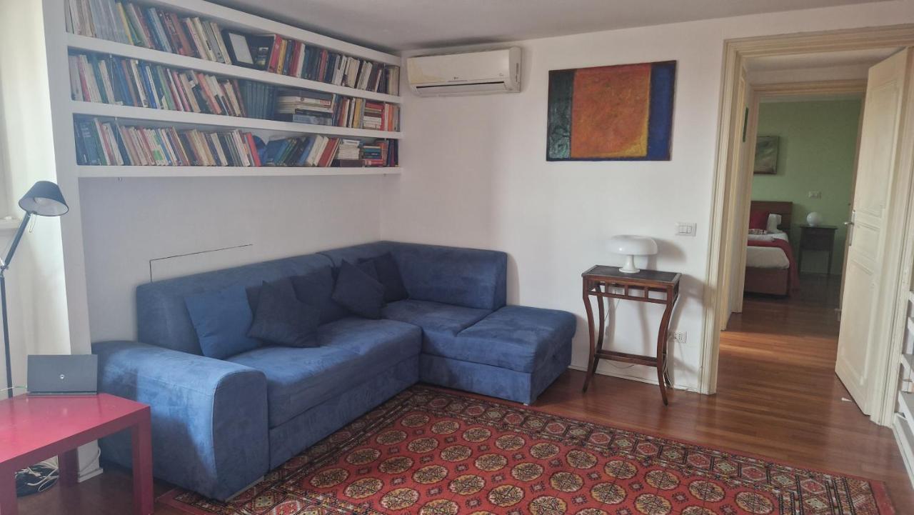 Casa Di Libri - Delizioso Appartamento A 10 Min Da Trastevere Рим Екстериор снимка